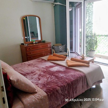 Cozy & Bright Home 50M From Subway -Agios Antonios 아테네 외부 사진