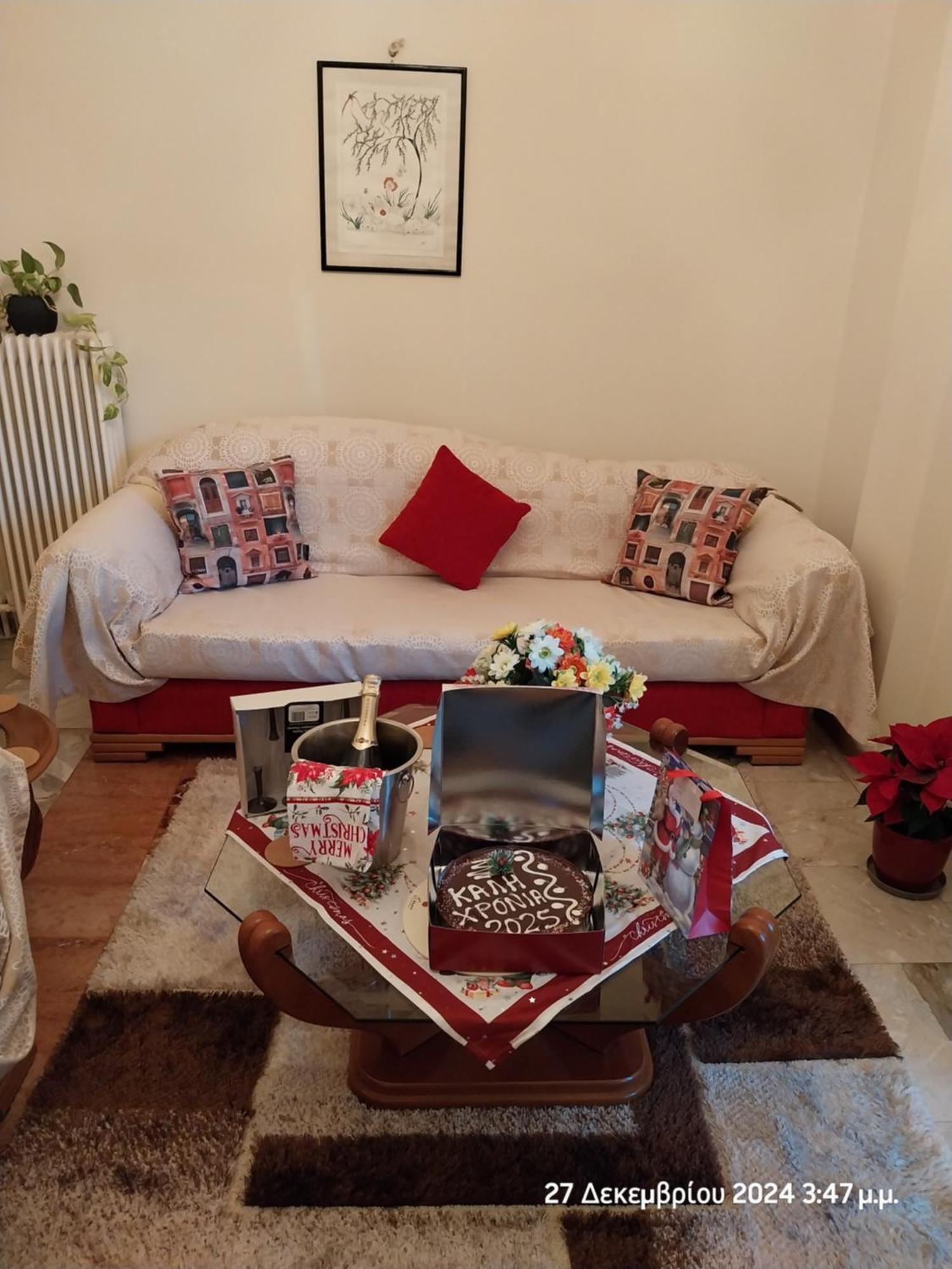 Cozy & Bright Home 50M From Subway -Agios Antonios 아테네 외부 사진
